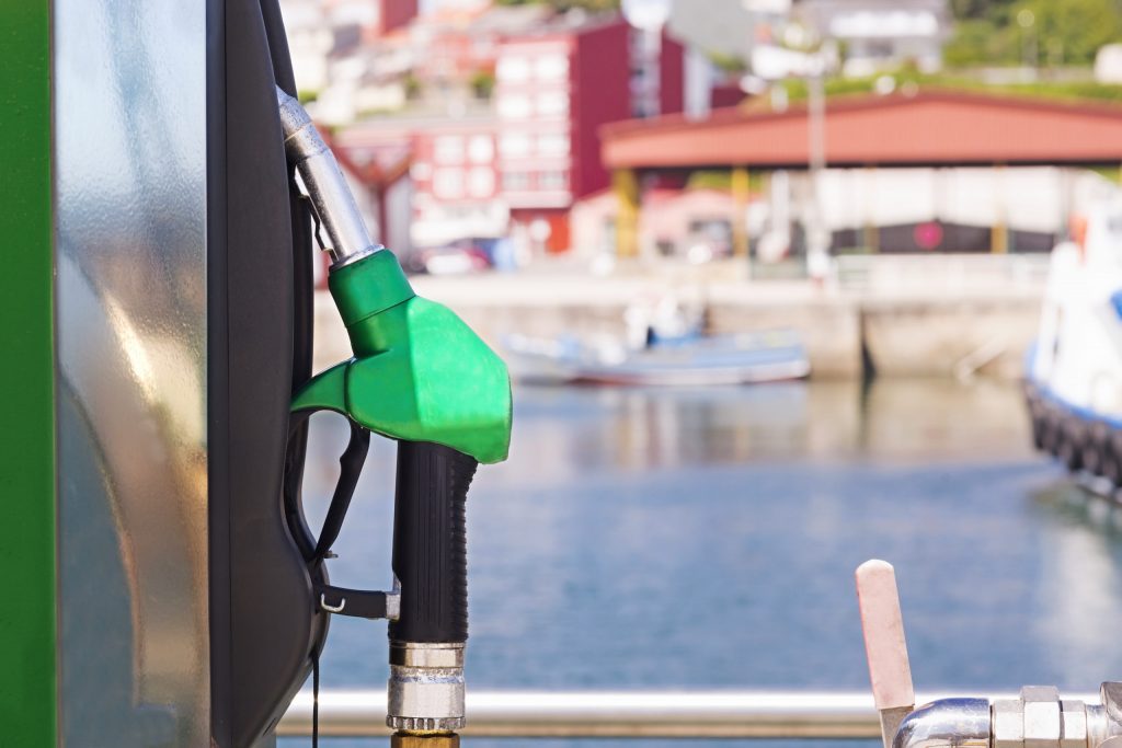 Boating 101: Safety Precautions For Fueling Your Boat | Woodard Marine