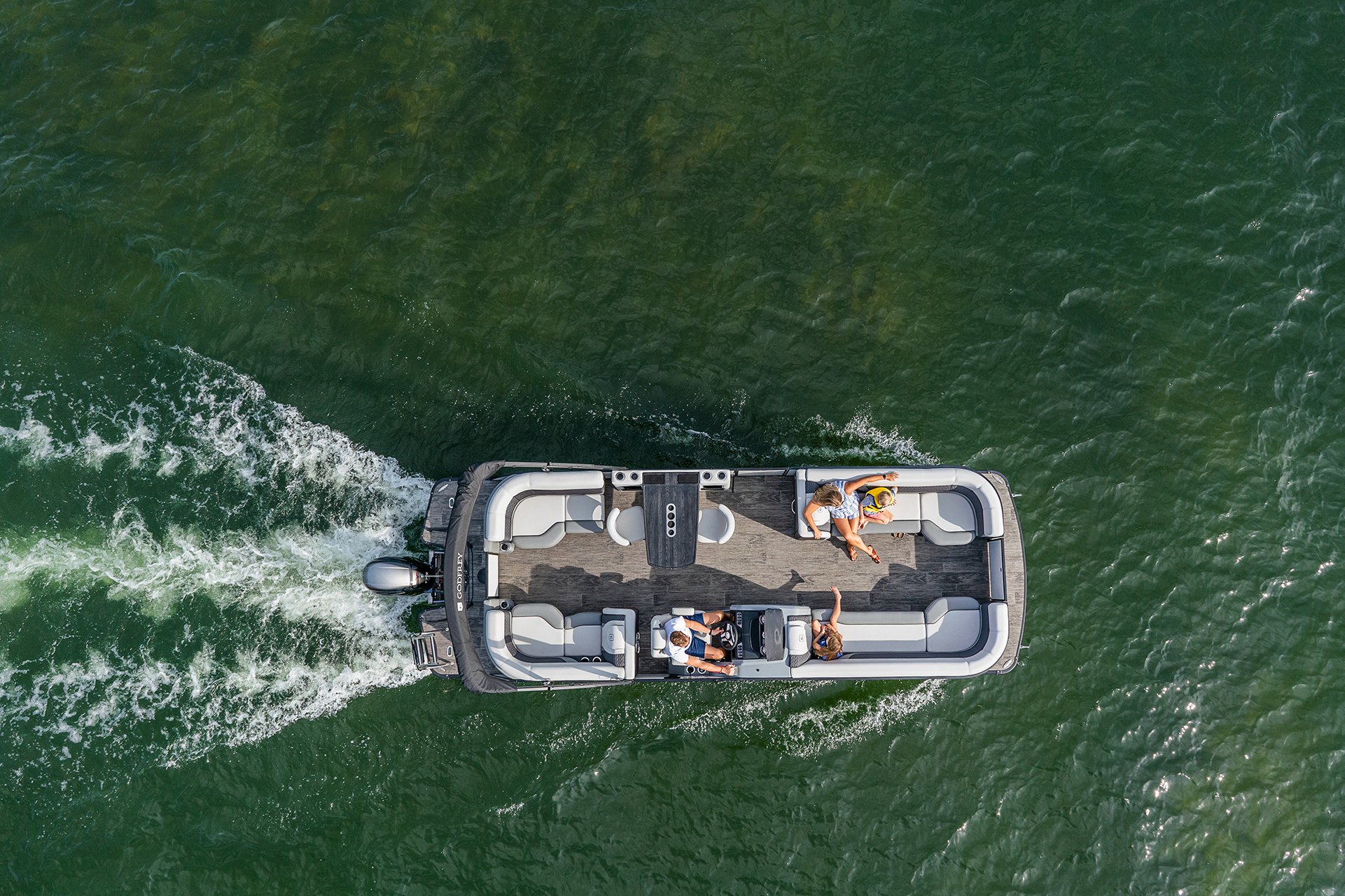 28 Luxury Pontoon Boat Seats