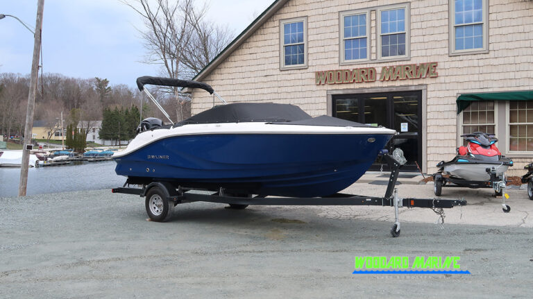 2026 Bayliner V20 bowrider 3/4 cover view Vermont
