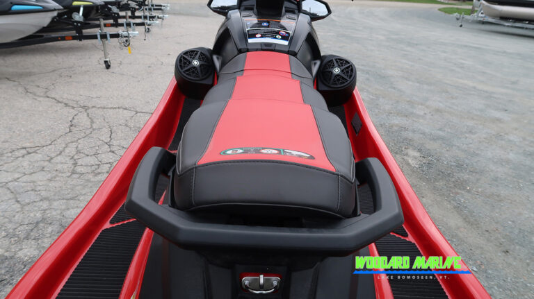 Yamaha VX Deluxe ergonomic seat comfort Lake St Catherine Vermont PWC