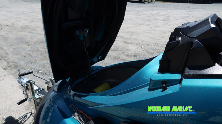 Yamaha FX Cruiser SVHO front storage compartments open