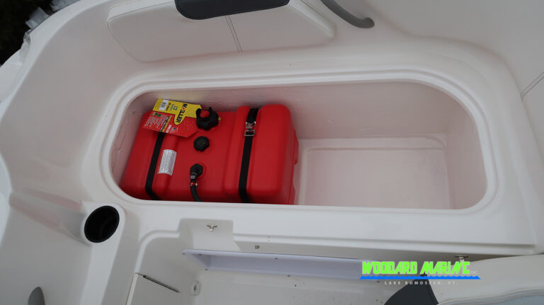 Bayliner E18 LTD fuel tank access rear compartment Vermont boat