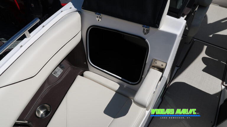 used Regal LS4 bow storage compartments Vermont runabout